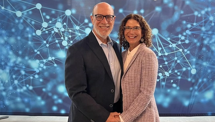 پدر و مادر ماکر زاکربرگ - زندگینامه مارک زاکربرگ زندگی نامه مارک زاکربرگ